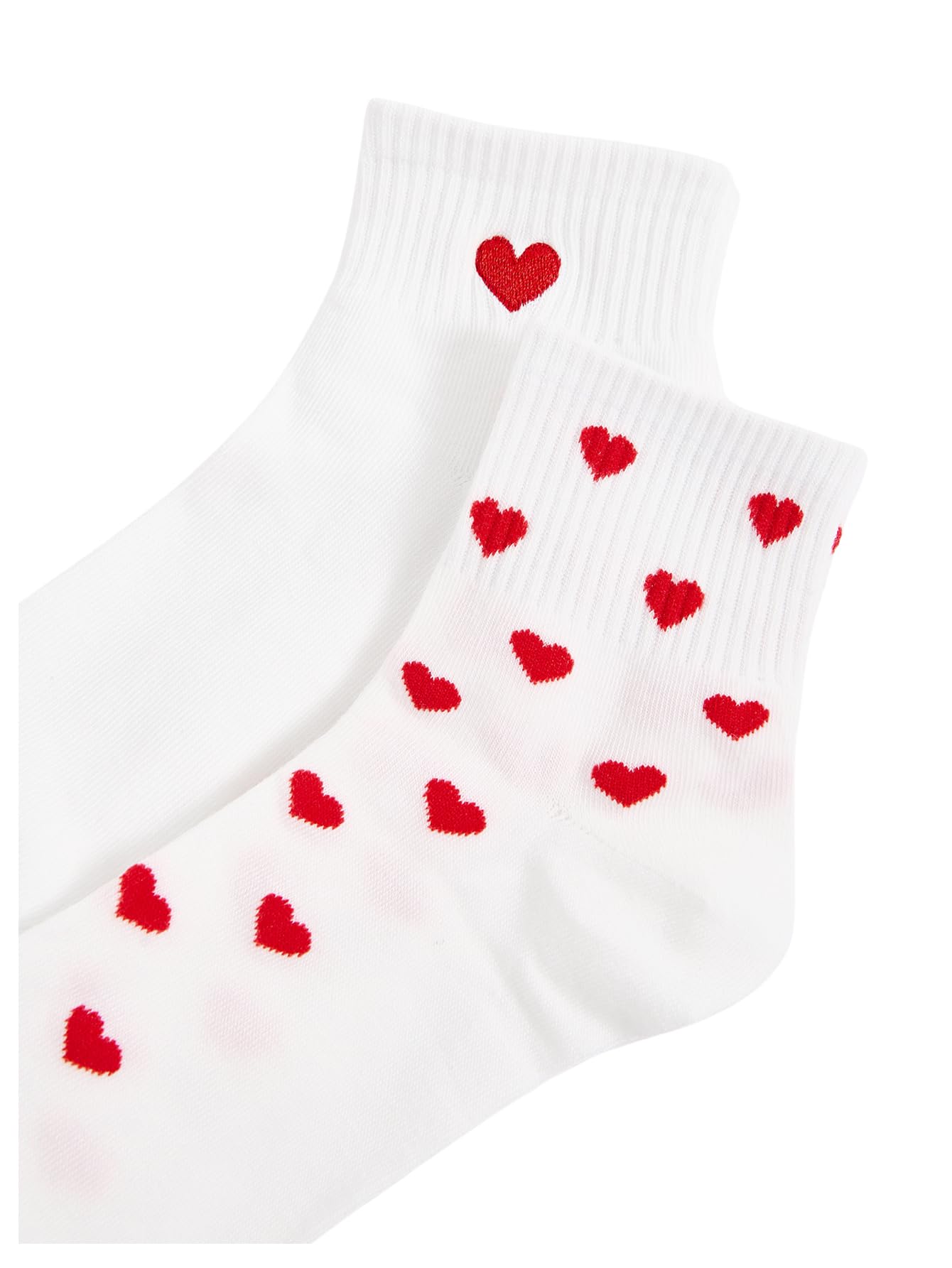 Milumia Women's 2 Pairs Heart Print Ankle Socks Comfort Low Cut No Show Socks White One Size