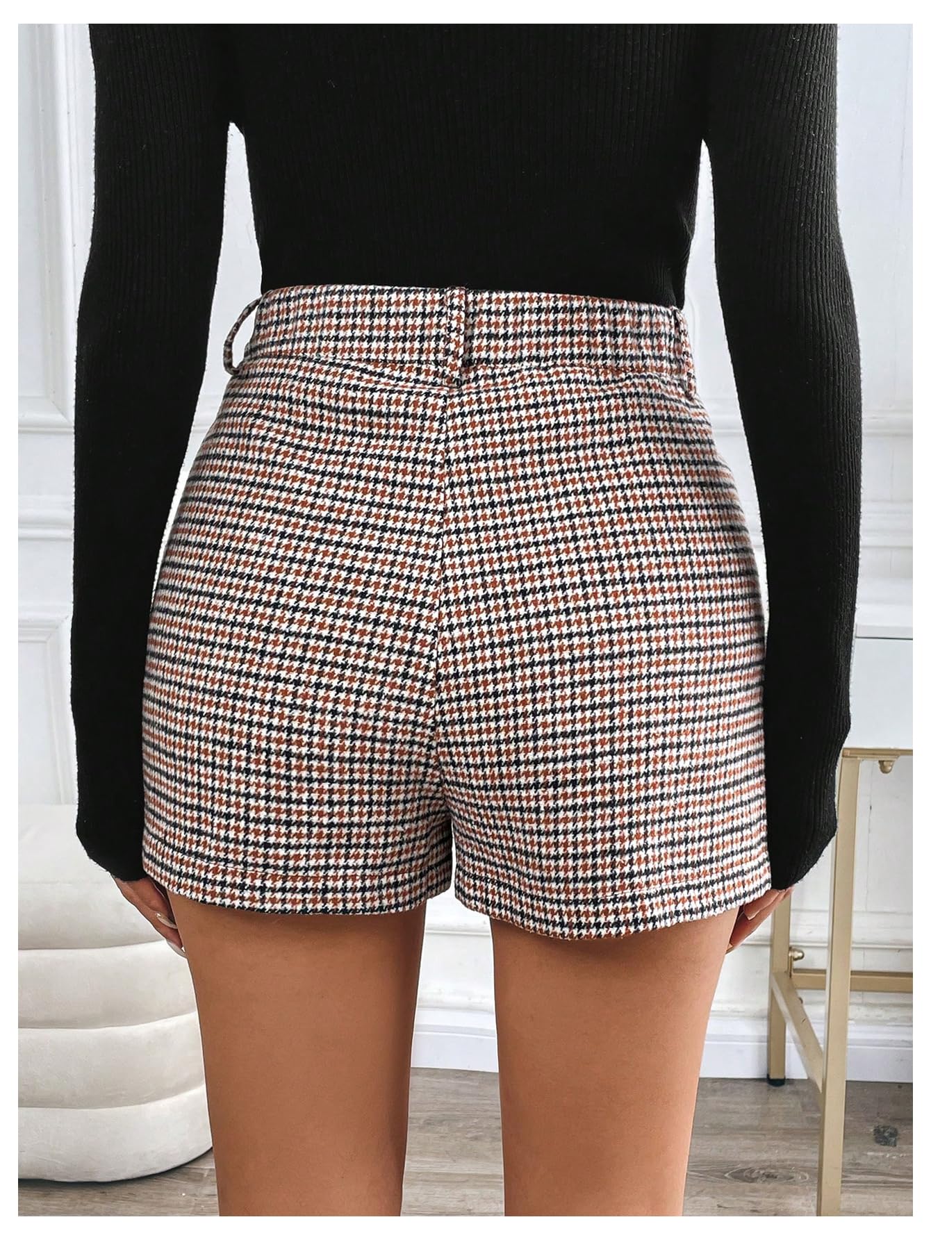 Milumia Women's Houndstooth Print Straight Leg Shorts High Waist Fall Wool Shorts Khaki X-Large