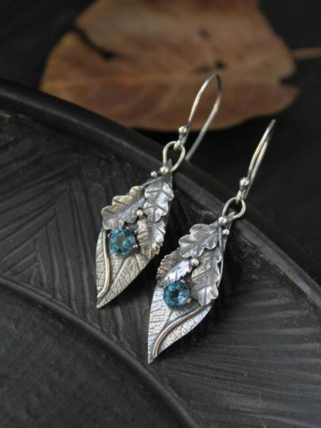 Alloy Rhinestone Leaf Shape Earrings - Bella Blue Styles