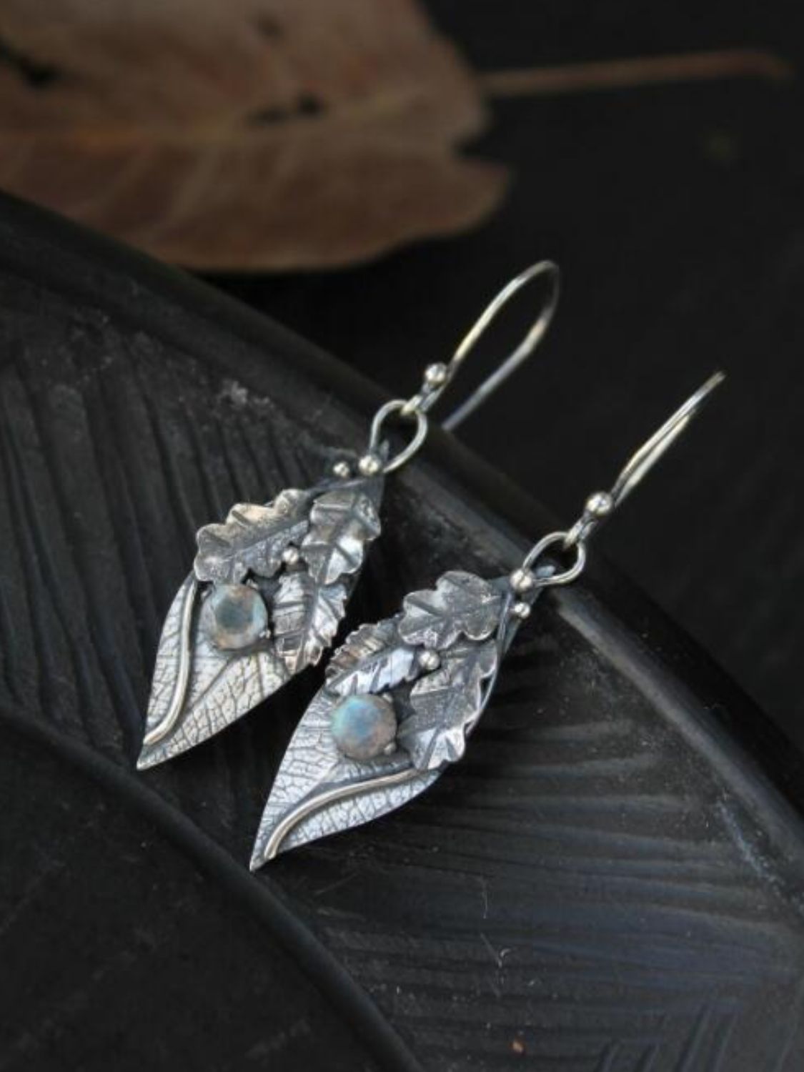 Alloy Rhinestone Leaf Shape Earrings - Bella Blue Styles