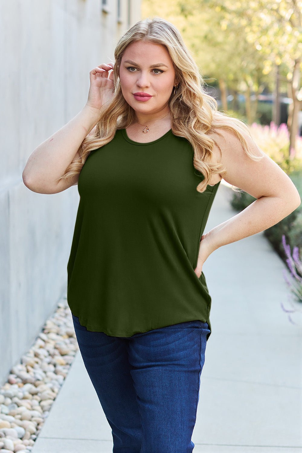 Basic Bae Full Size Round Neck Curved Hem Tank - Bella Blue Styles