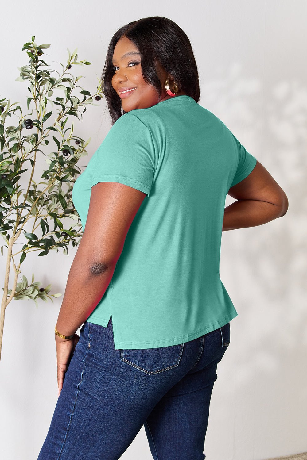 Basic Bae Full Size Round Neck Short Sleeve T-Shirt - Bella Blue Styles