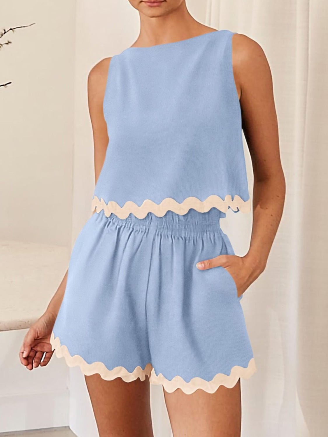 Contrast Trim Round Neck Top and Shorts Set - Bella Blue Styles