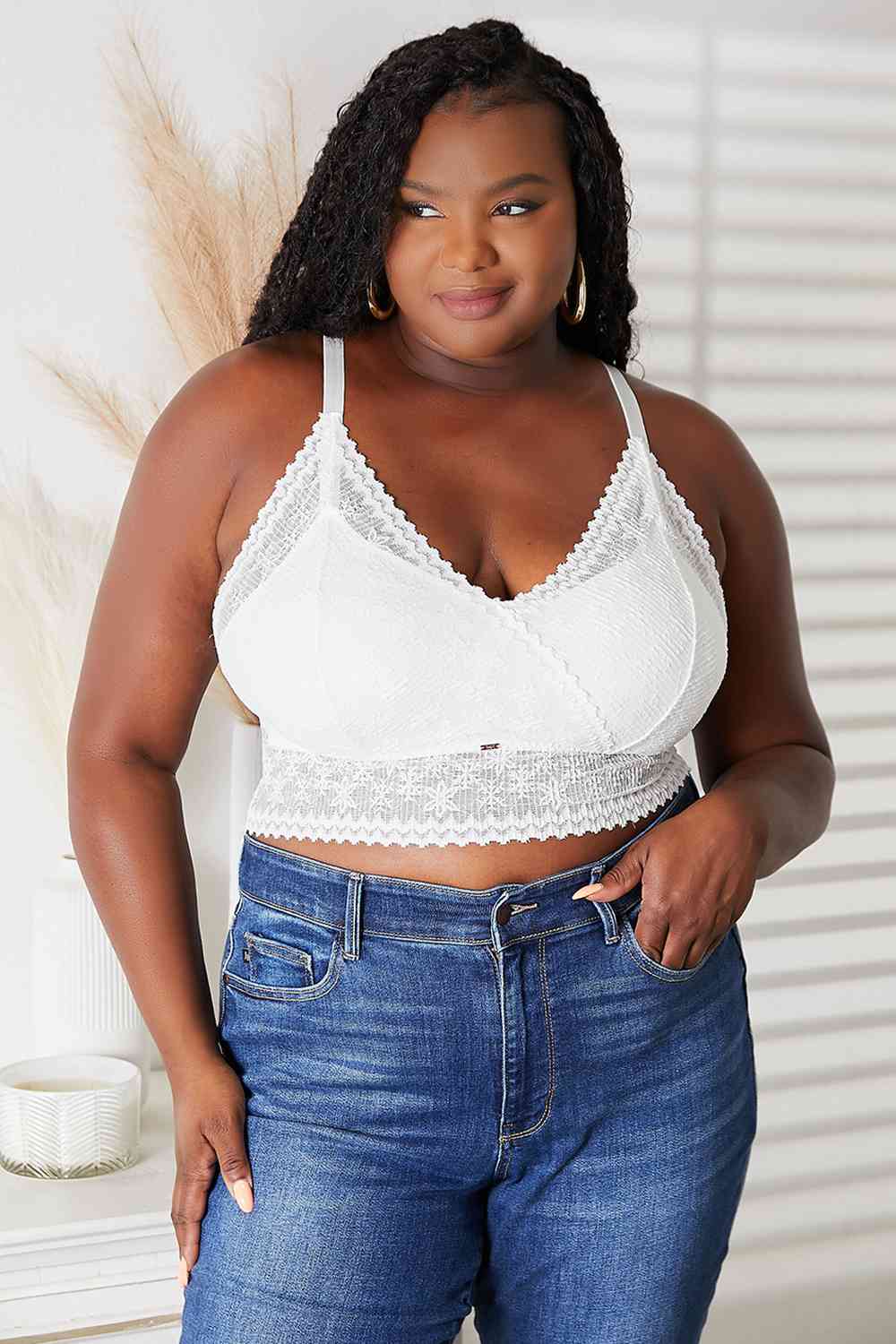 Skye White Lace Bralette - Bella Blue Styles