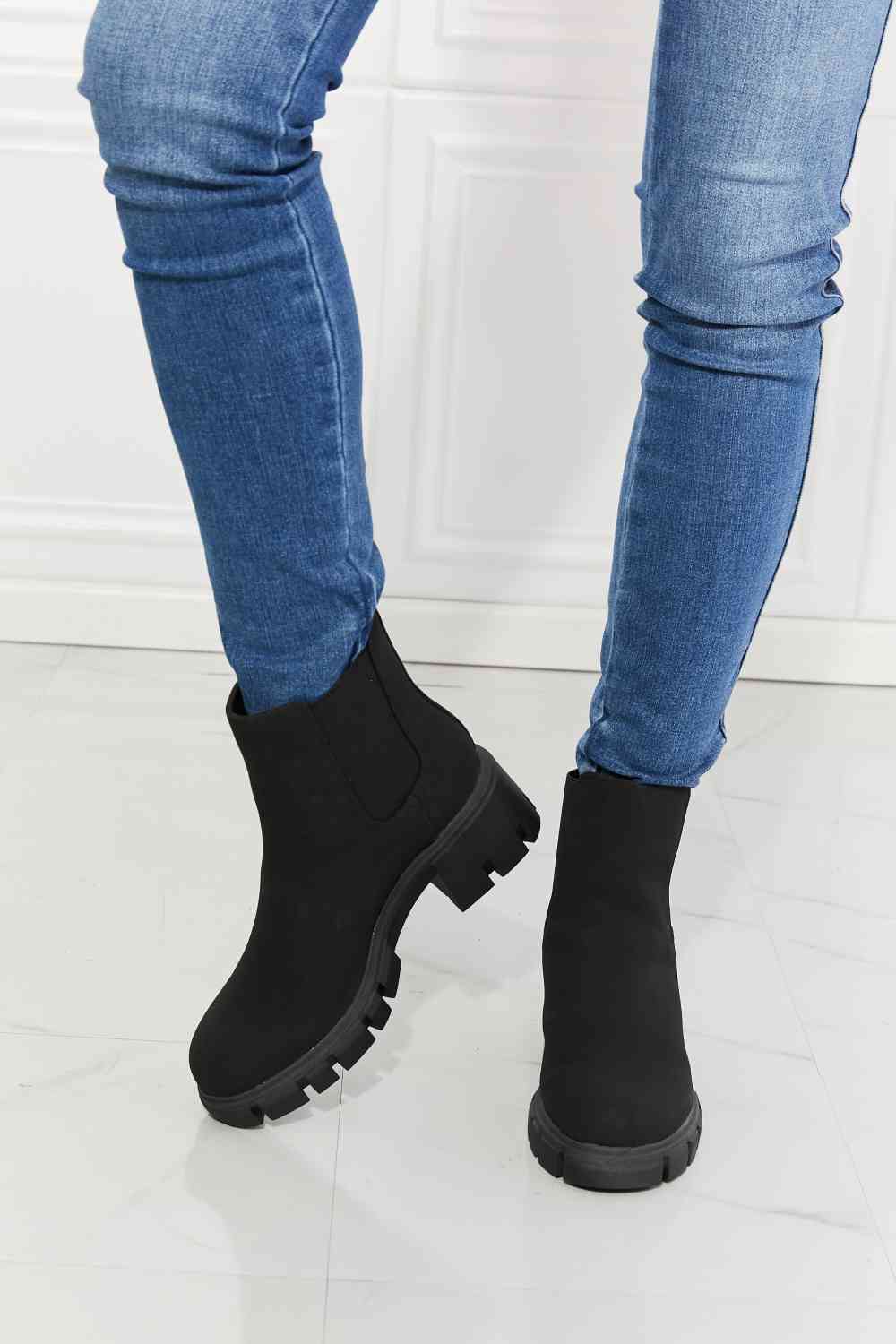 Work For It Matte Lug Sole Chelsea Boots - Bella Blue Styles